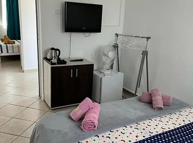 Mirela Guest house 2*