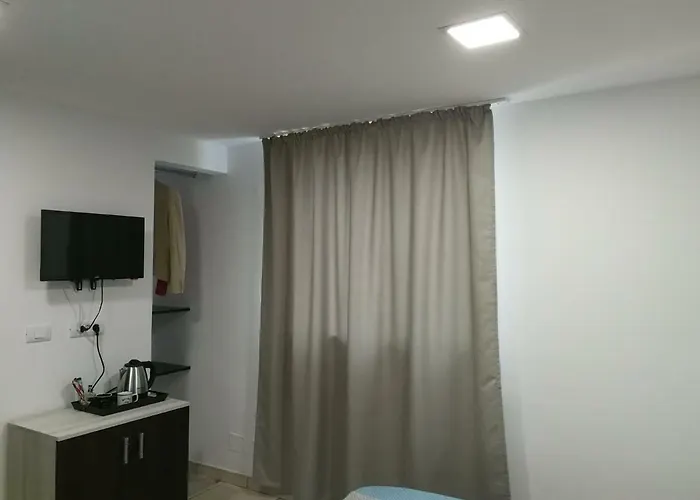 Mirela Guest house 2*